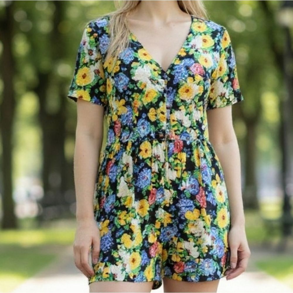 Chablis Vintage Floral Short Sleeve Romper